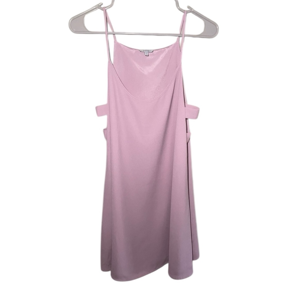 TOBI Mauve Cut-Out Shift Dress